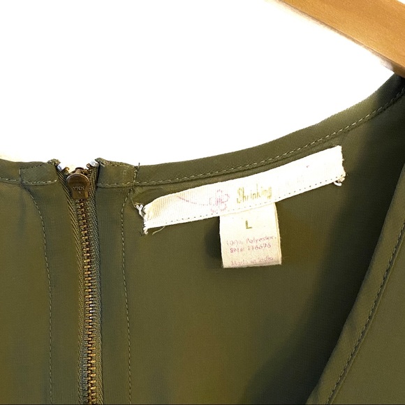 Green Shrinking Violet Short Sleeve Top - Picture 2 of 4